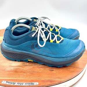 Topo Athletic Pursuit Men Size 8.5 Zero Drop Trail Running Shoes Blue EUC
